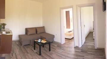 Фото номера Люкс с 2 спальнями Гостевой дом Karia Apartments г. Шабла 4
