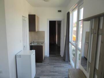 Фото номера Люкс, вид на сад Гостевой дом Karia Apartments г. Шабла 10